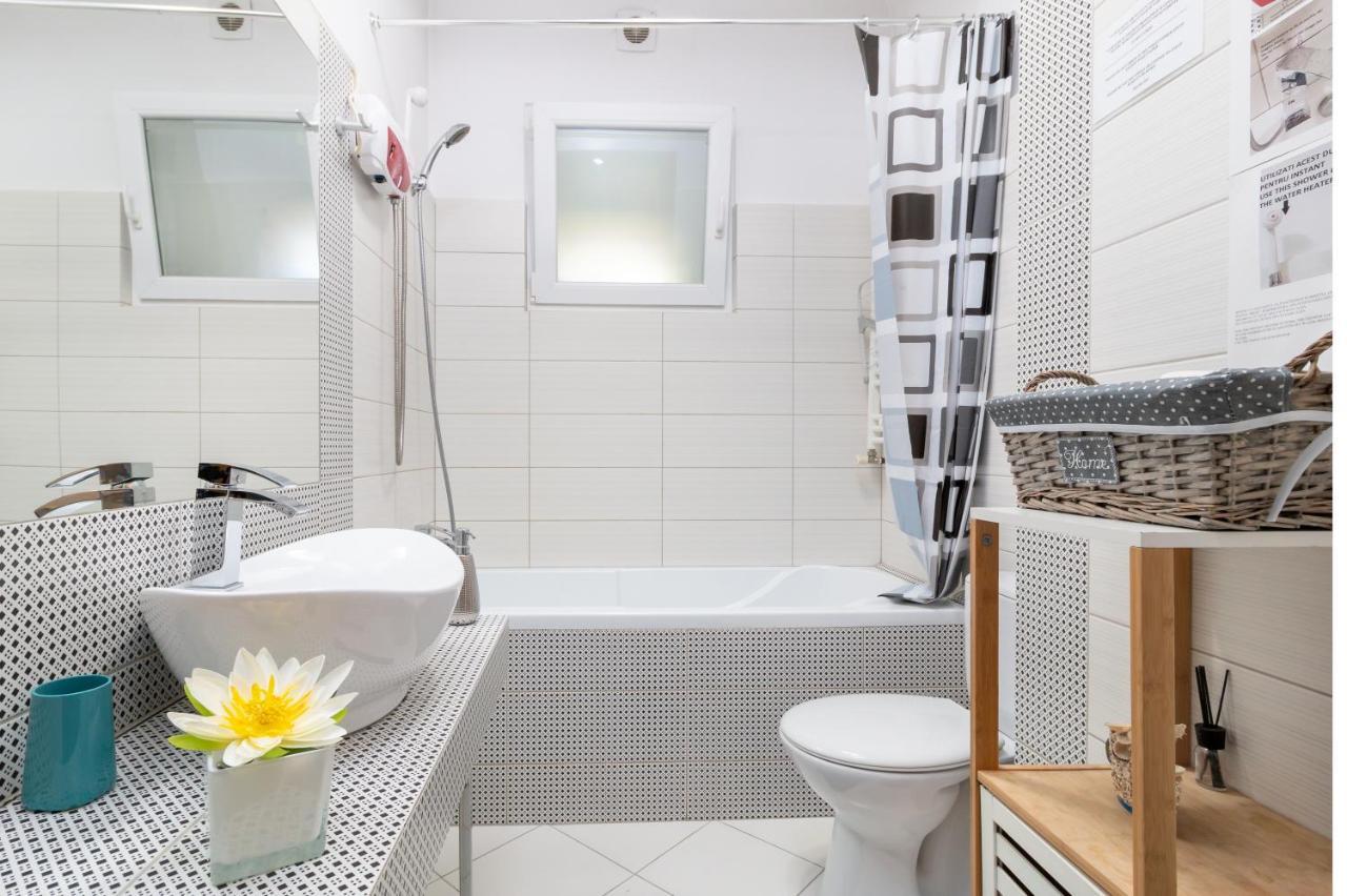 אורדאה Moonlight Central Apartments מראה חיצוני תמונה